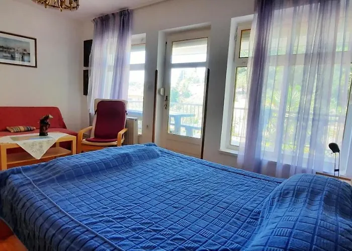 Iskra Apartment Krk Town