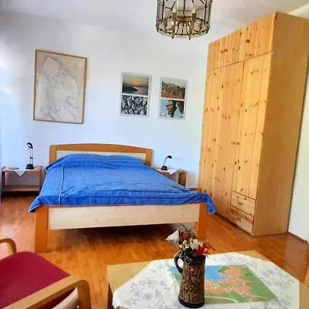 Apartment Iskra *