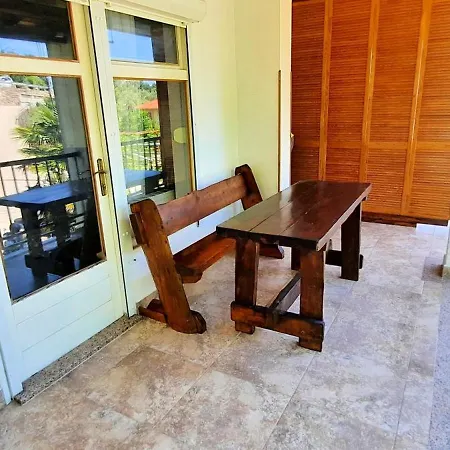 Iskra Apartamento