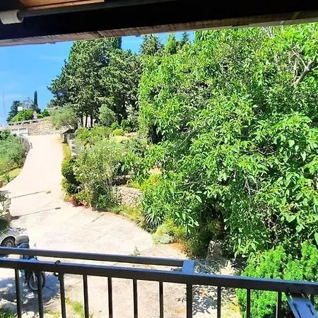 Iskra * Krk Town