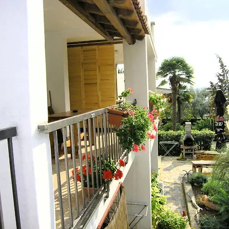 Apartment Iskra *