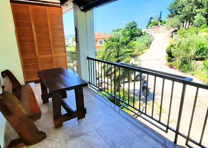Iskra Apartment