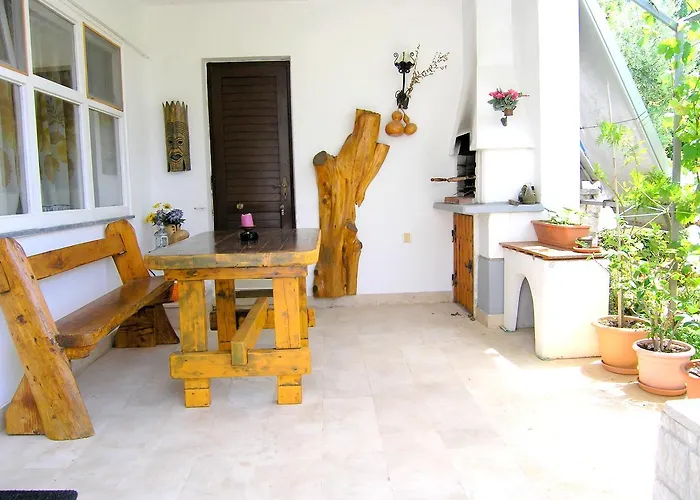 Iskra Apartment *